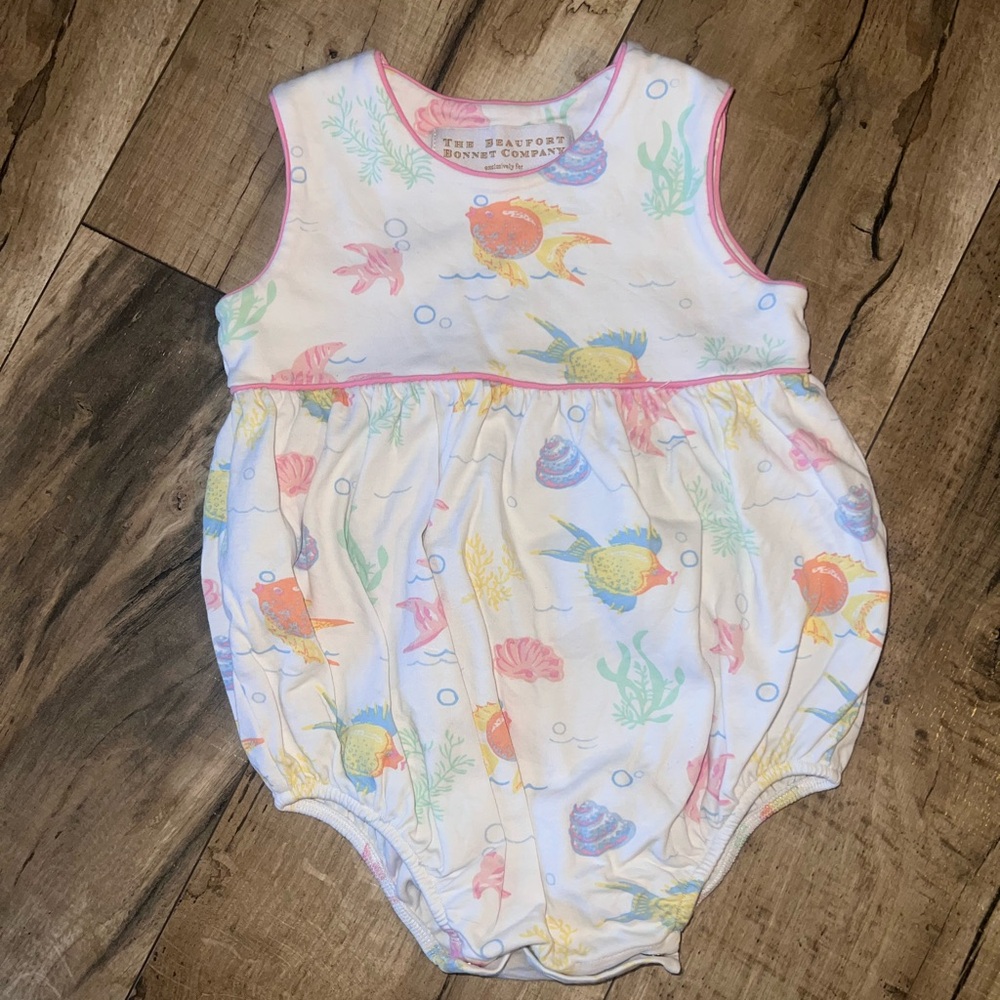 Beaufort Bonnet Brooksy Bubble Fripp Fishies w/ Hamptons Hot Pink